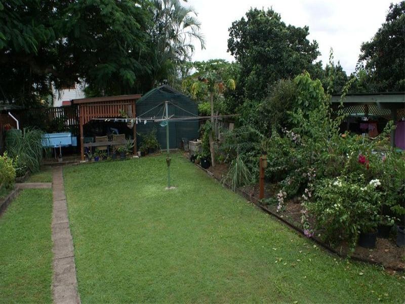 25 Lockwood Street, Sherwood QLD 4075