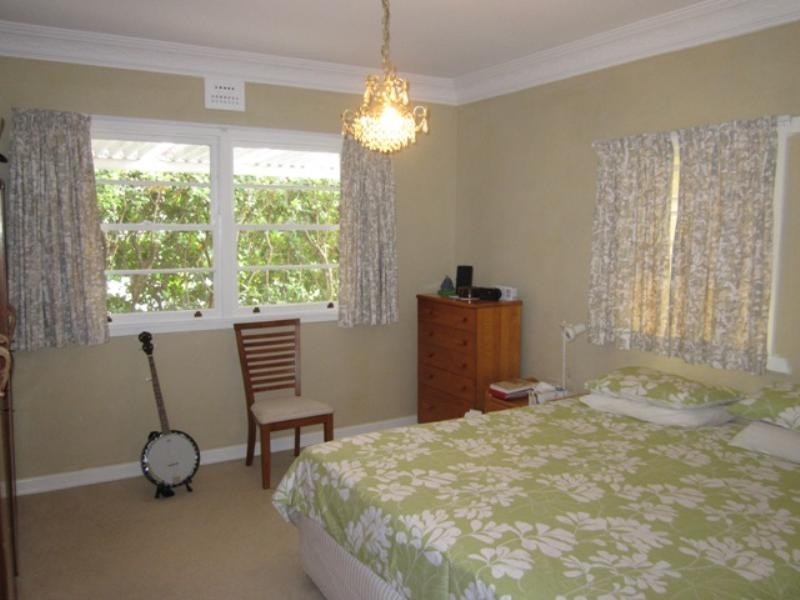 23 Sandon Street, Graceville QLD 4075