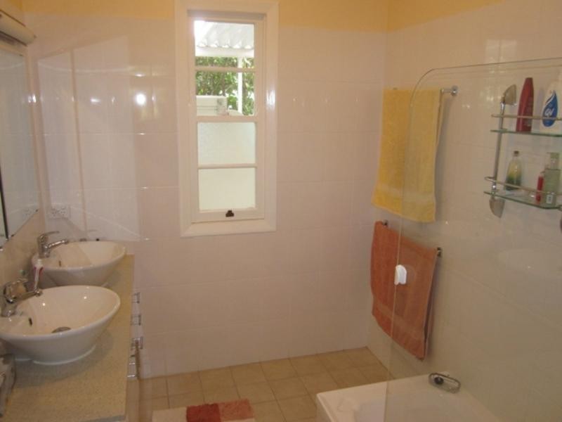 23 Sandon Street, Graceville QLD 4075