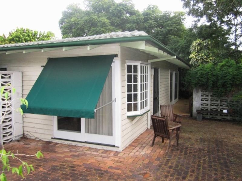 2 Teesdale Street, Corinda QLD 4075