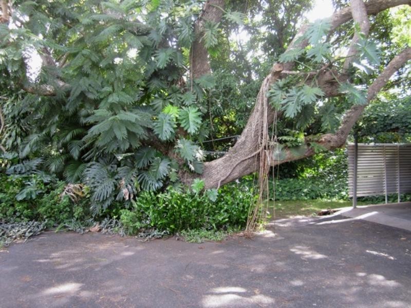 2 Teesdale Street, Corinda QLD 4075