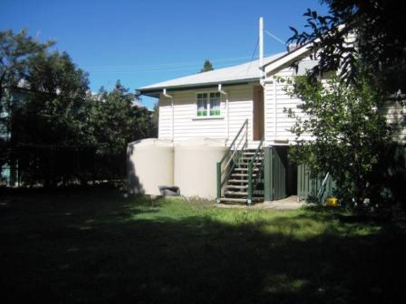 12 Plumer Street, Sherwood QLD 4075