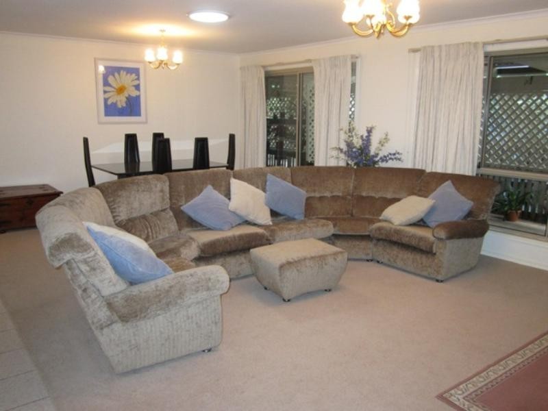 7 Elizabeth Street, Sherwood QLD 4075