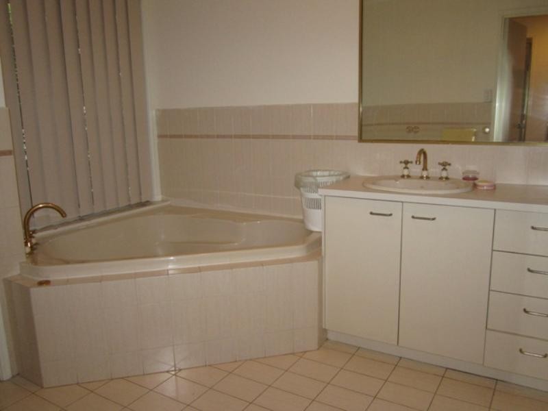 7 Elizabeth Street, Sherwood QLD 4075