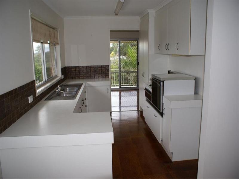 22 Masterton Street, Oxley QLD 4075