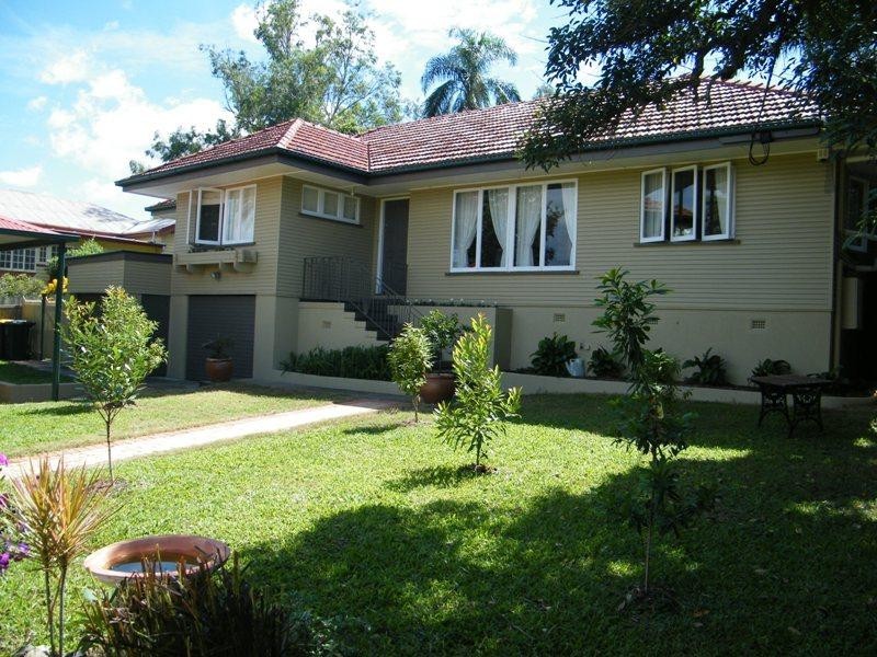 33 Lyon Avenue, Oxley QLD 4075