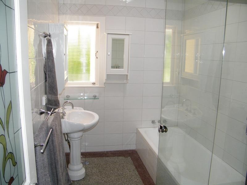 33 Lyon Avenue, Oxley QLD 4075