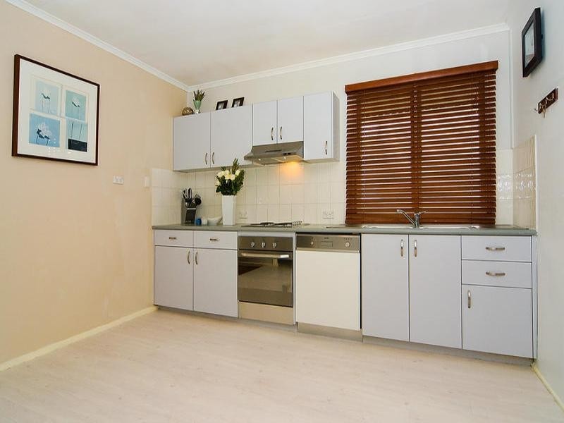 53 Englefield Road, Oxley QLD 4075