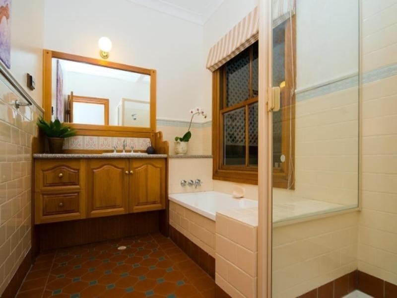 38 Chelmer St East, Chelmer QLD 4068