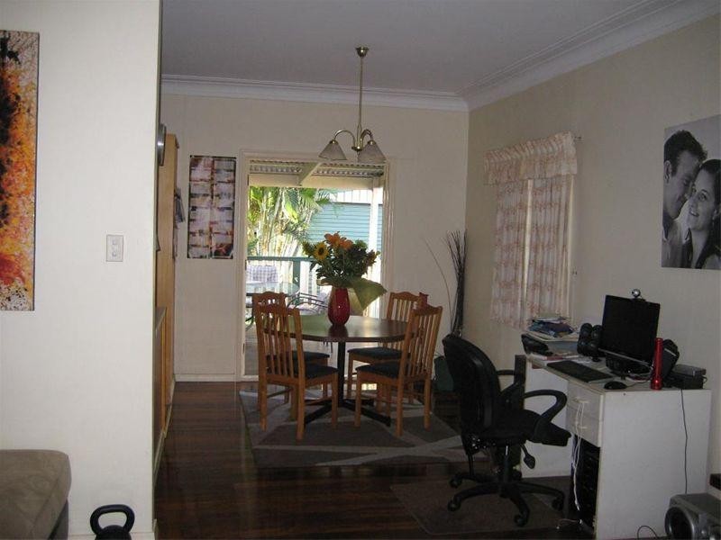 43 Camelot Street, Tennyson QLD 4105