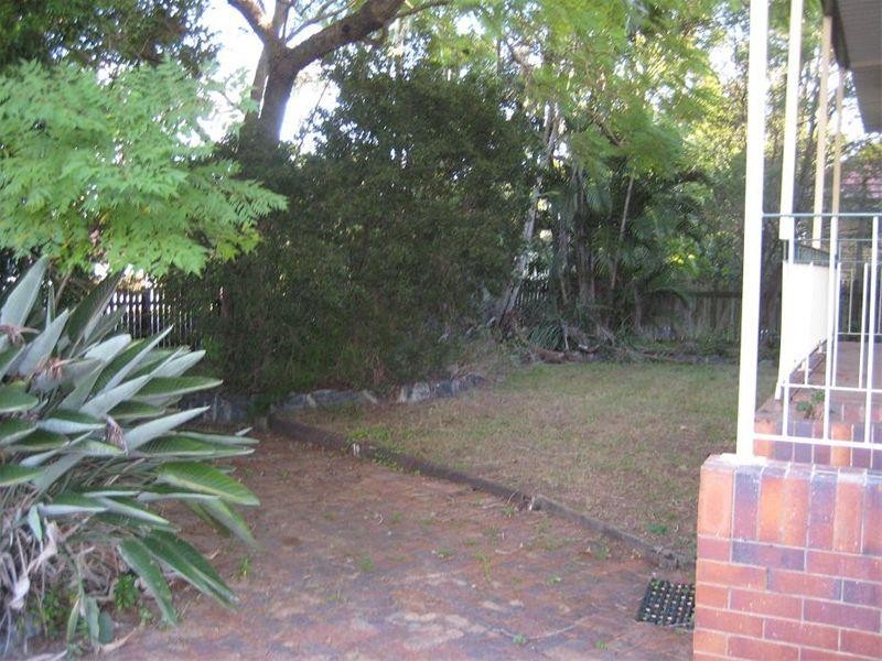 43 Camelot Street, Tennyson QLD 4105