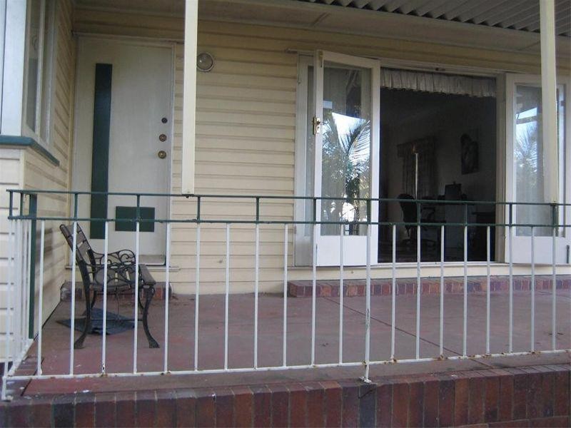 43 Camelot Street, Tennyson QLD 4105