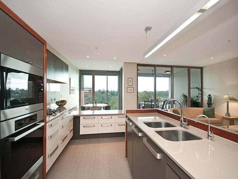 220/205 King Arthur Terrace, Tennyson QLD 4105