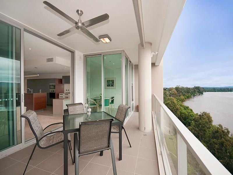 220/205 King Arthur Terrace, Tennyson QLD 4105