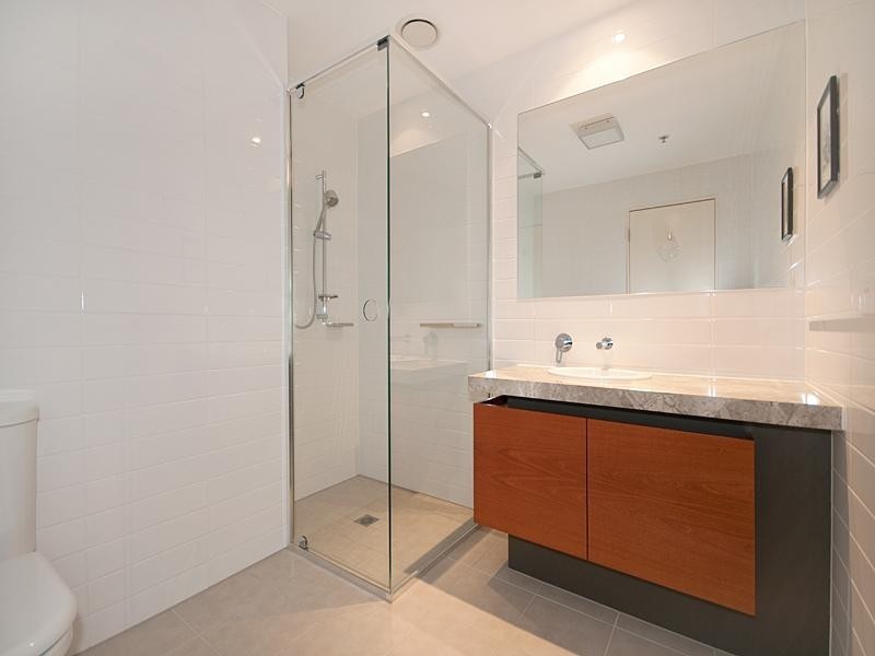 220/205 King Arthur Terrace, Tennyson QLD 4105