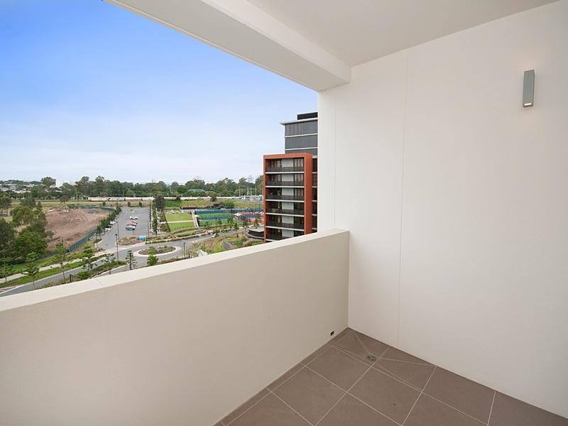 220/205 King Arthur Terrace, Tennyson QLD 4105