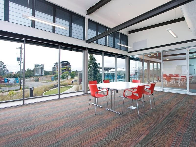 220/205 King Arthur Terrace, Tennyson QLD 4105