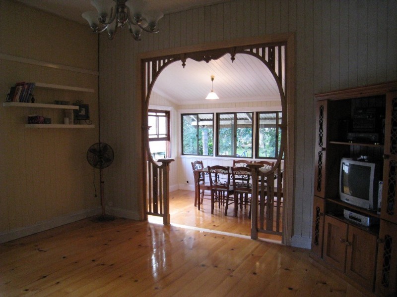 577 Oxley Road, Corinda QLD 4075