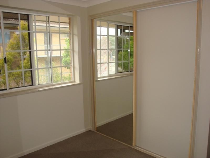 8/118 School Road, Yeronga QLD 4104