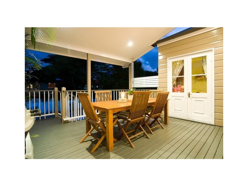 38 Chelmer St East, Chelmer QLD 4068