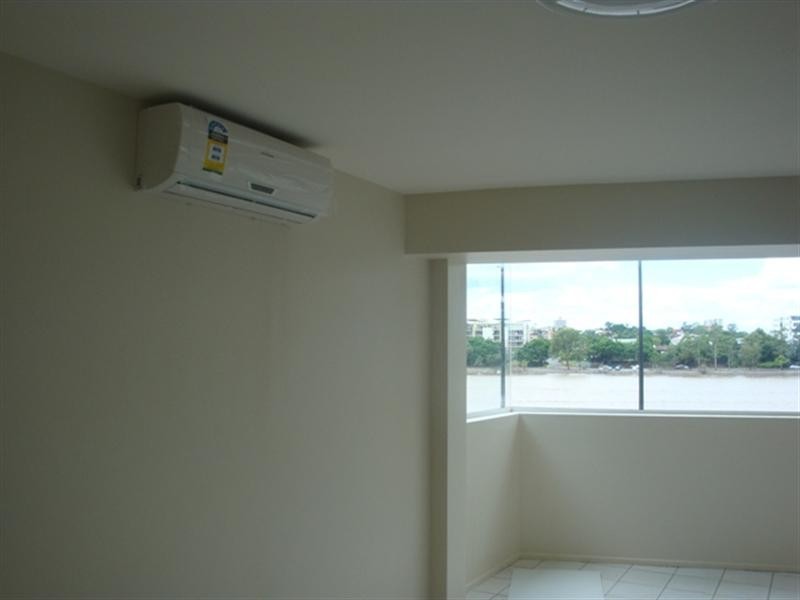 4/515 Coronation Drive, Toowong QLD 4066