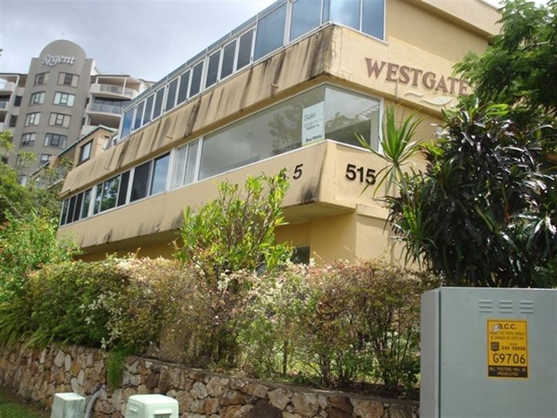 4/515 Coronation Drive, Toowong QLD 4066