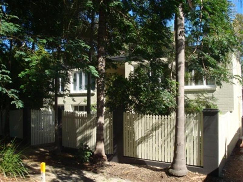 4/11 Sutton Street, Chelmer QLD 4068