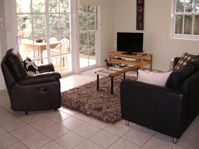 12 Rakeevan Road, Graceville QLD 4075