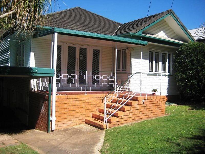 6 Hindon Street, Corinda QLD 4075