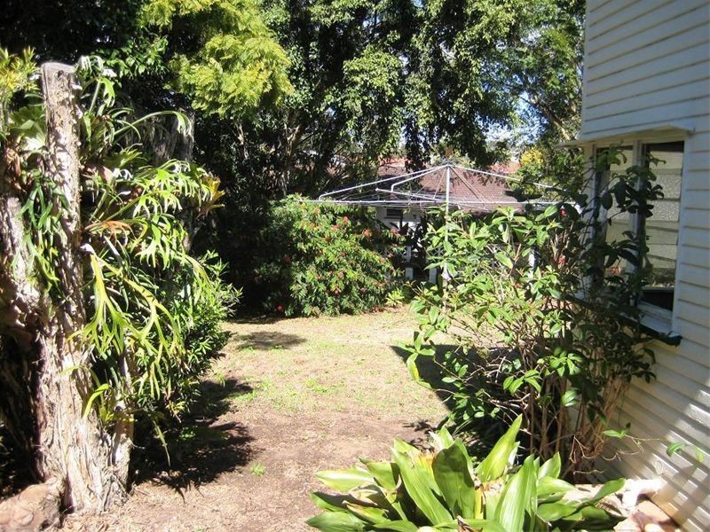 6 Hindon Street, Corinda QLD 4075