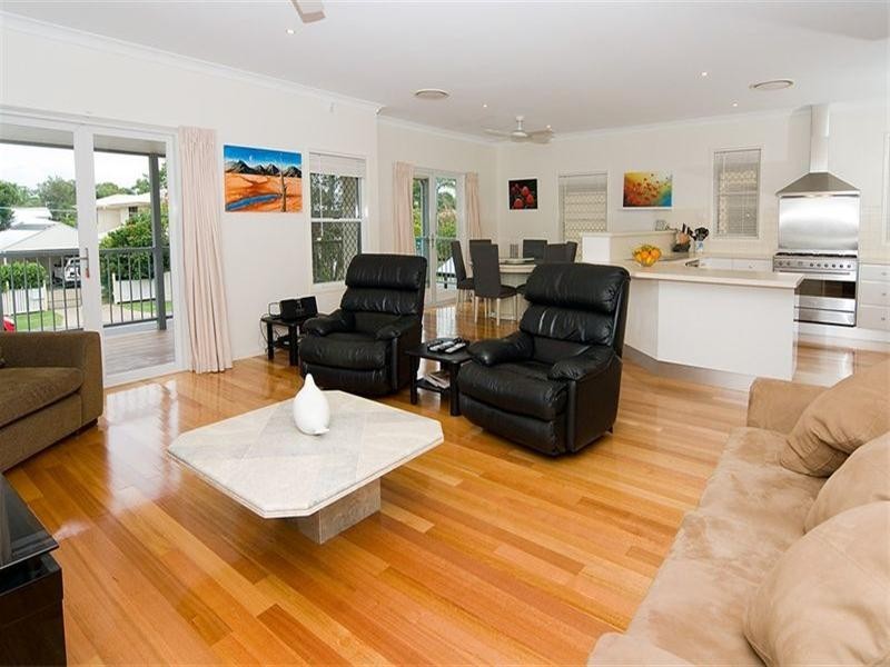 28 Graceville Avenue, Graceville QLD 4075