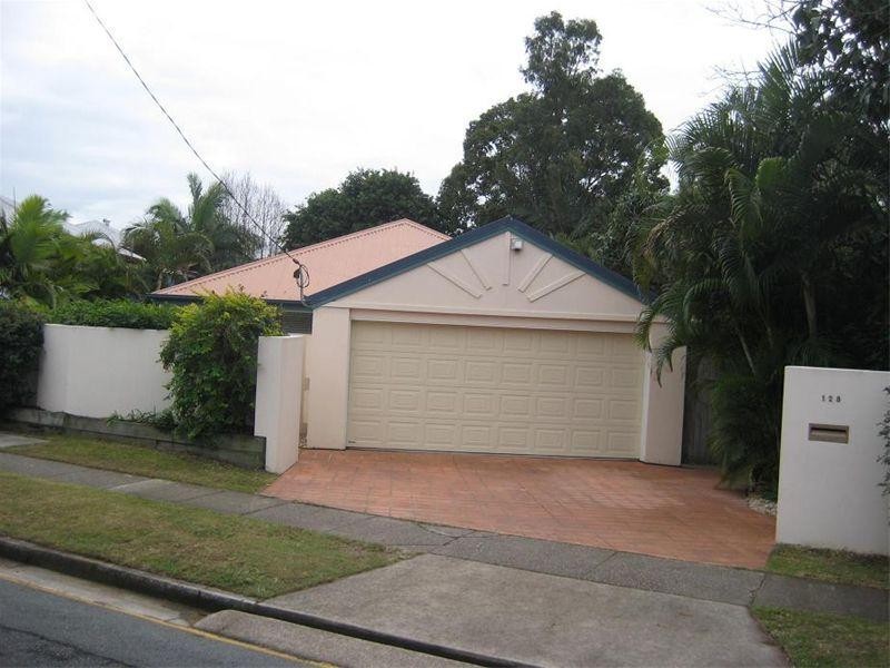 128 Long Street E, Graceville QLD 4075