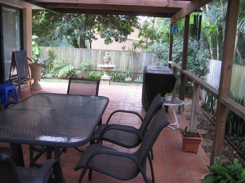 128 Long Street E, Graceville QLD 4075