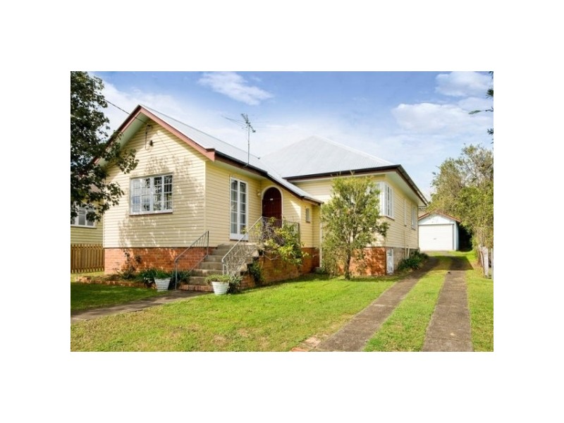 32 California Road, Oxley QLD 4075