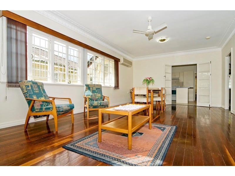 32 California Road, Oxley QLD 4075