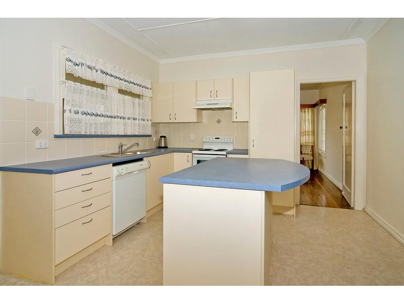 32 California Road, Oxley QLD 4075