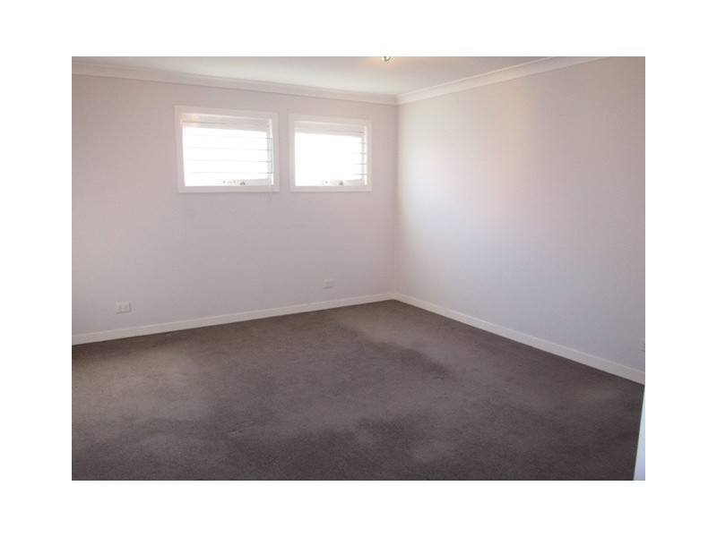 43 Dan Street, Graceville QLD 4075