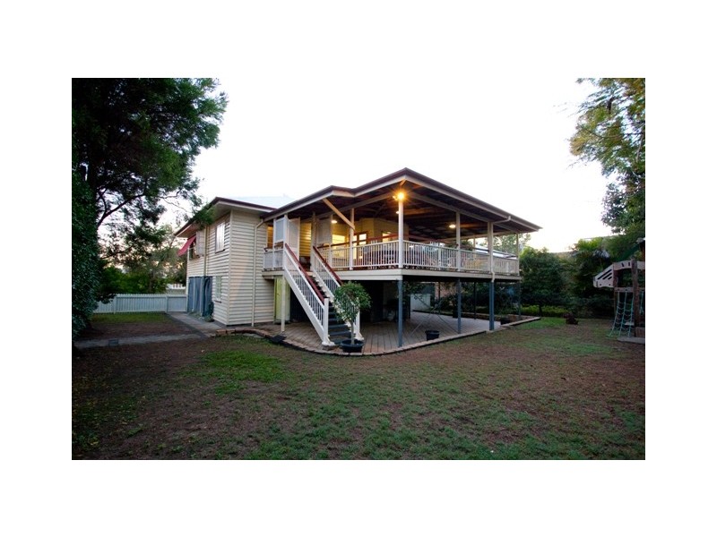 45 White Street, Graceville QLD 4075