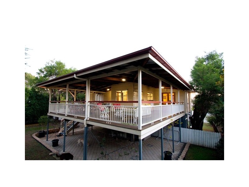 45 White Street, Graceville QLD 4075