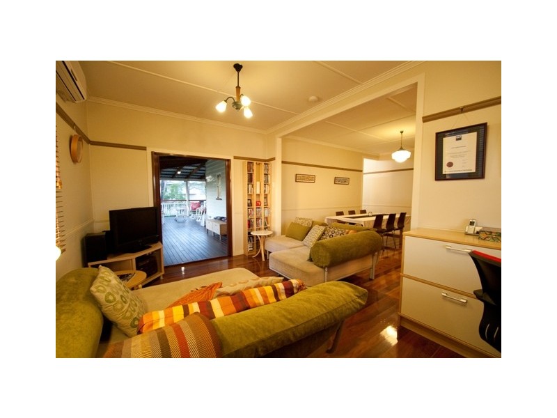 45 White Street, Graceville QLD 4075