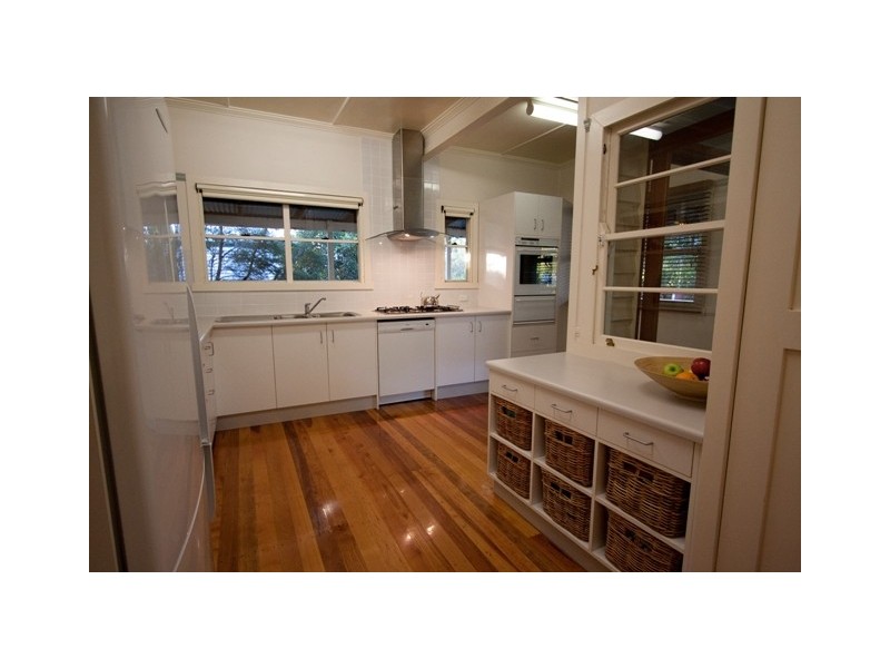 45 White Street, Graceville QLD 4075