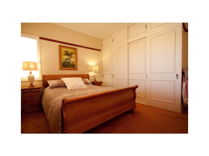 45 White Street, Graceville QLD 4075