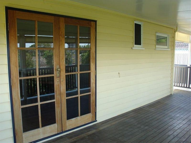 30 Walker Street, Corinda QLD 4075