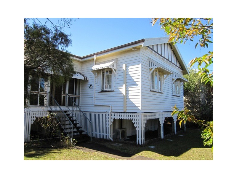 82 Park Terrace, Sherwood QLD 4075