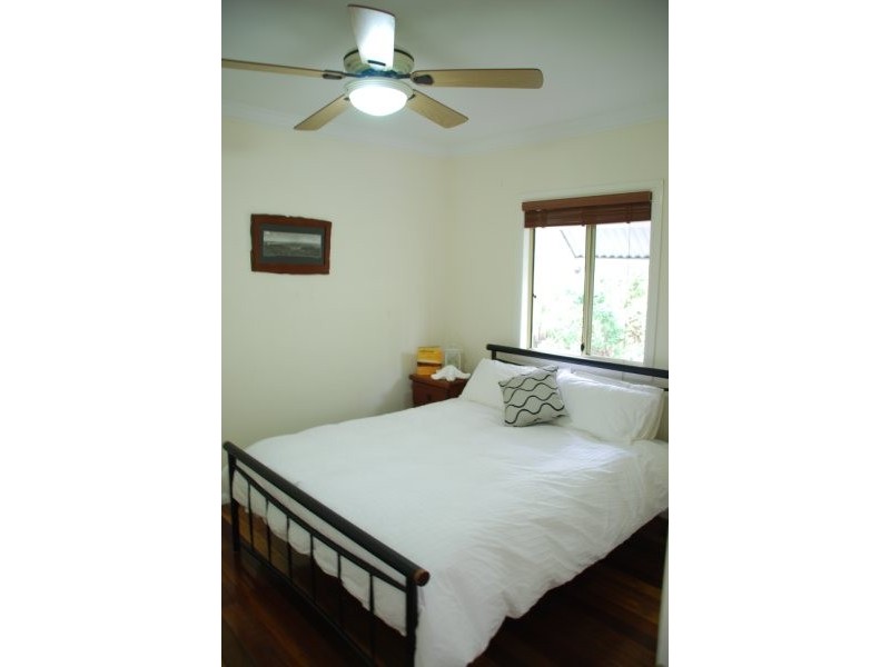 61 Hall Street, Sherwood QLD 4075