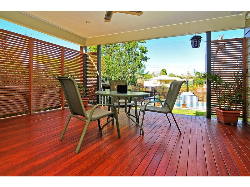 73 Allardyce Street, Graceville QLD 4075