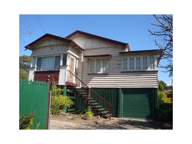 573 Oxley Road, Sherwood QLD 4075