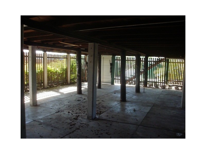 573 Oxley Road, Sherwood QLD 4075