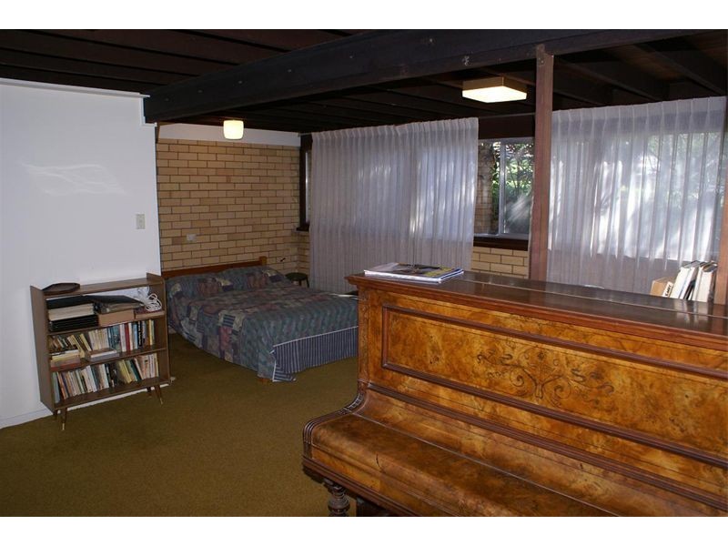 16 Roedean Street, Fig Tree Pocket QLD 4069