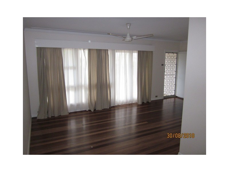 25 Seventeen Mile Rocks, Oxley QLD 4075